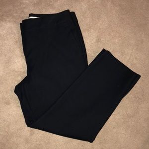 Ann Taylor. Sz 8P Navy Dress Pants